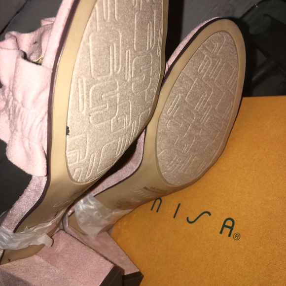 Unisa Heels - Picture 7 of 8